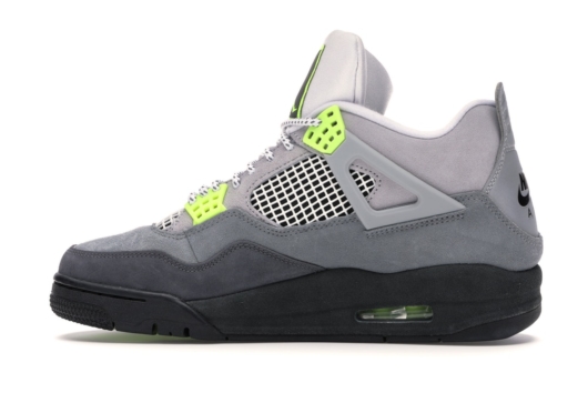 Air Jordan 4 Retro SE Neon