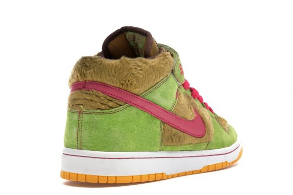 nike dunk mama bear
