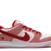Nike SB Dunk Low StrangeLove Skateboards (Regular Box)