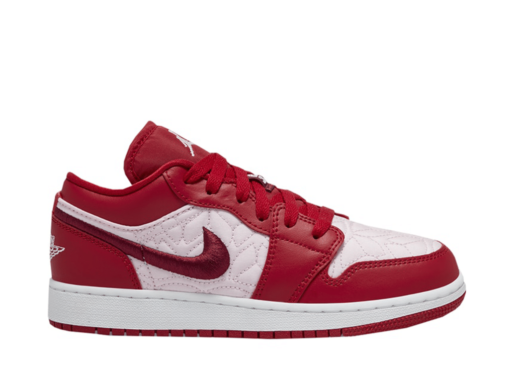 Air Jordan 1 Low SE Red Quilt (GS) kickstw