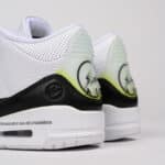 02_Air-Jordan-3-Retro-Fragment-Flaws-Demonstration