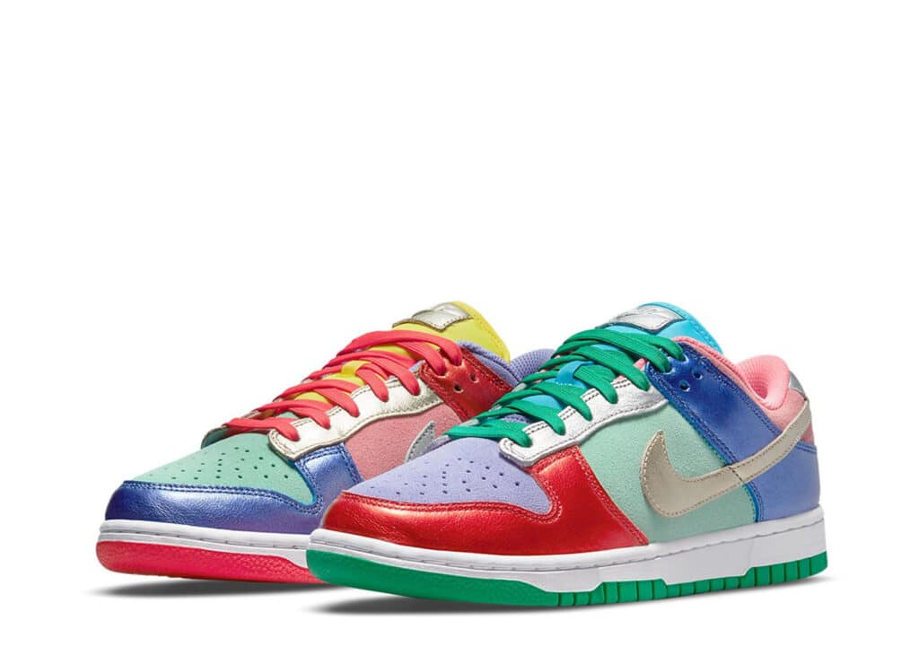 womens dunk low sunset pulse