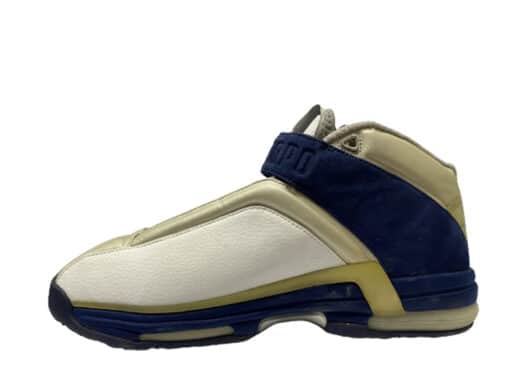 Nike Uptempo White/ Navy Sample - Image 4