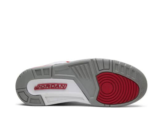 Air Jordan 3 Retro Fire Red (2013) - Image 3