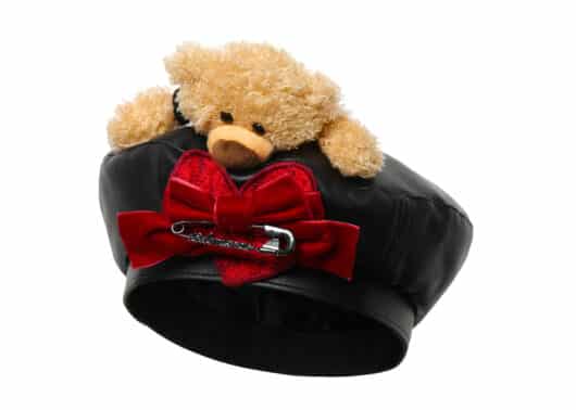 13De Marzo Valentine Bear Leather Beret Black