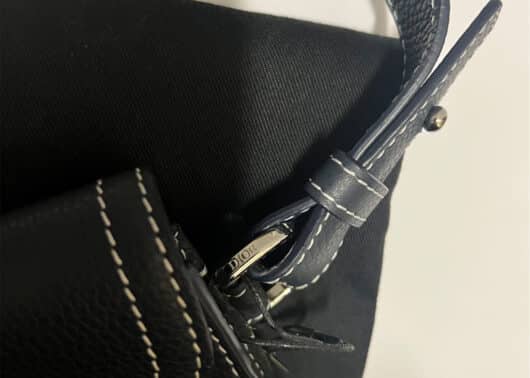 Dior x Kaws Pouch Saddle Navy Blue detail view