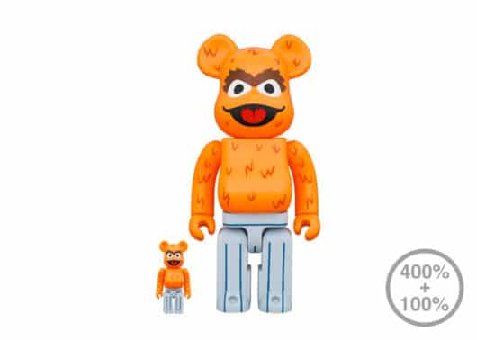 Bearbrick x Sesame Street Oscar the Grouch (The Original Orange Fur Ver.) 100% & 400% Set front view