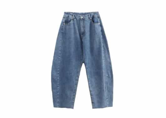 Ronron Round Curved Denim Jeans Blue front view