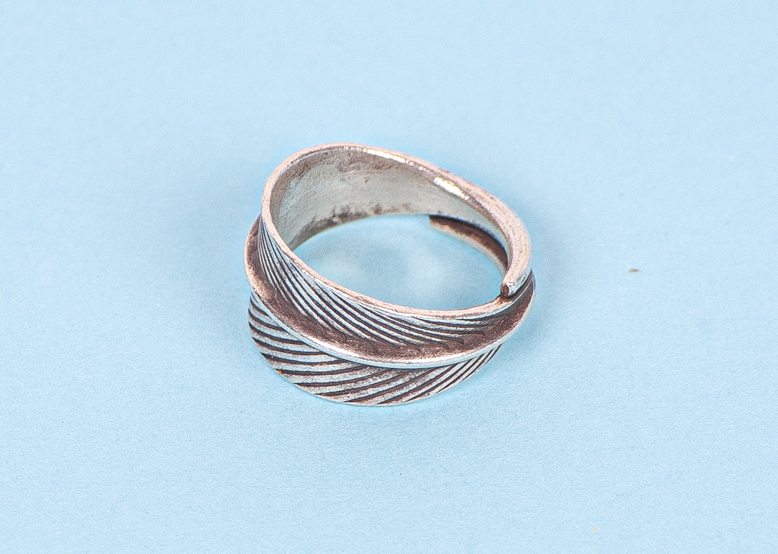 Buy 999 Silver Handmade Distressed Leaf Ring Online in Australia | KickSTW