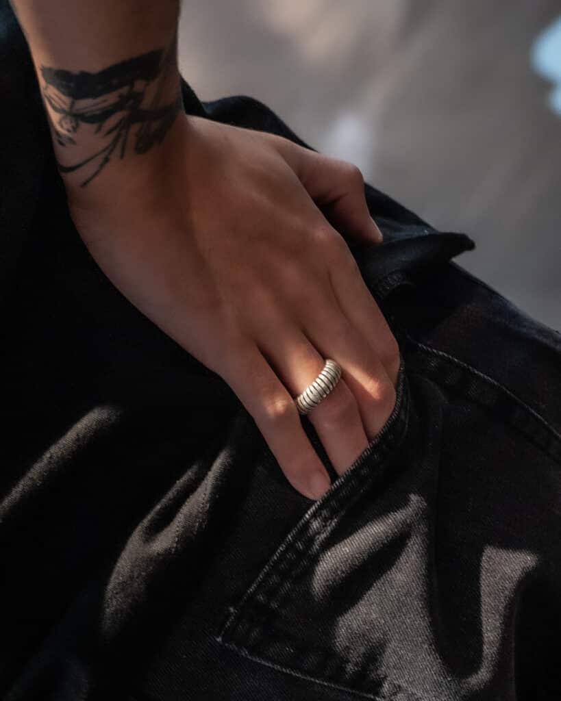999 Silver Handmade Vertical Stripe Detail Ring