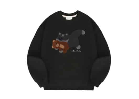 Ambler Cat Biting Teddy Bear Crewneck Black AMM1208