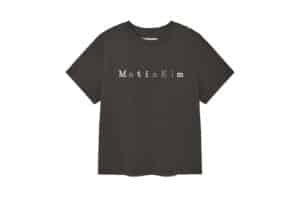 Matin Kim Sticker Graphic Logo Top Charcoal TS025