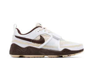 Nike Zoom Field Jaxx Travis Scott Light Chocolate Front view