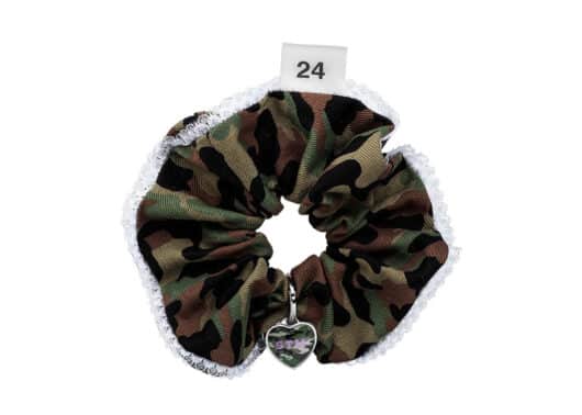 Sentimntns Soldier Heart Hair Scrunchy Camo Pink No.550