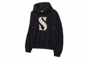 Satur Rivet Applique Pocket Logo Hoodie Organic Black
