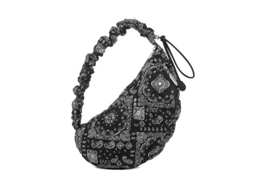 Carlyn Paisley Cozy Bag Black H75141010