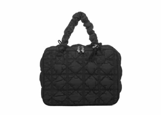 Carlyn Travel Bag Black H74120010