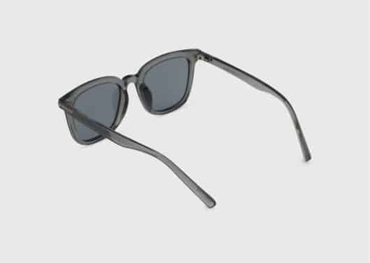 BLUE-ELEPHANT-Sunglasses-DUSTIN-Dark-Crystal
